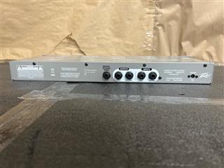 *VERY CLEAN*PEAVEY DDF2 MULTI EFFECTS PROCESSOR